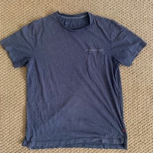 Levi’s Blue Tee